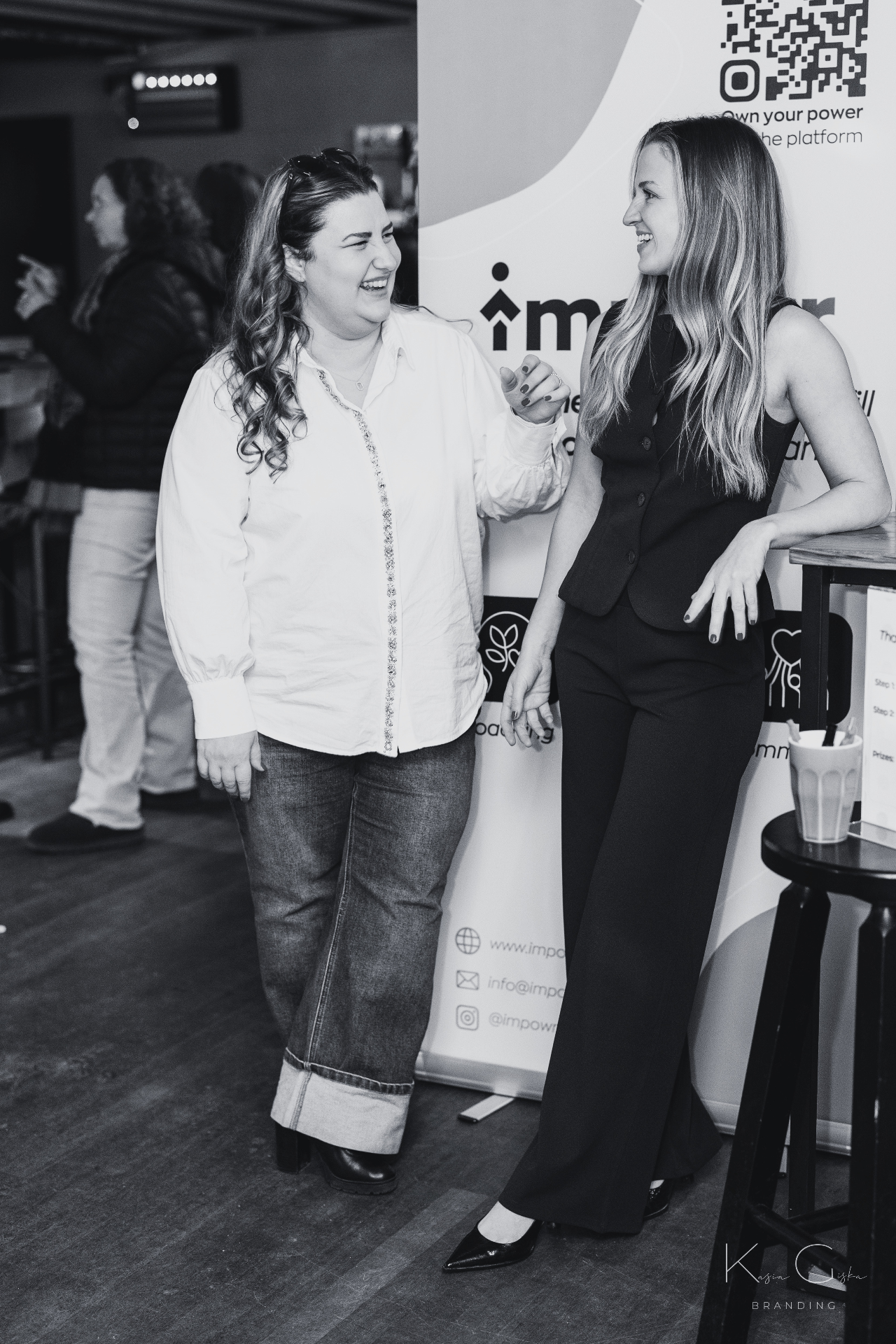 Yoana and Tiffany, founders of impowr