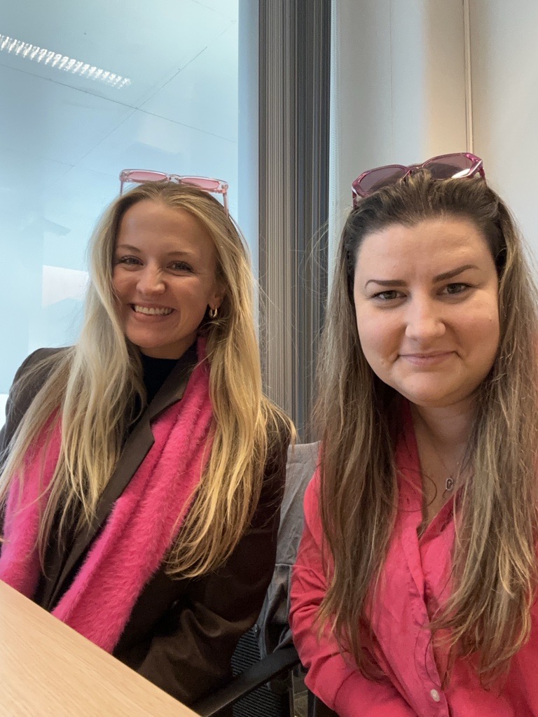 Yoana and Tiffany in pink scarves